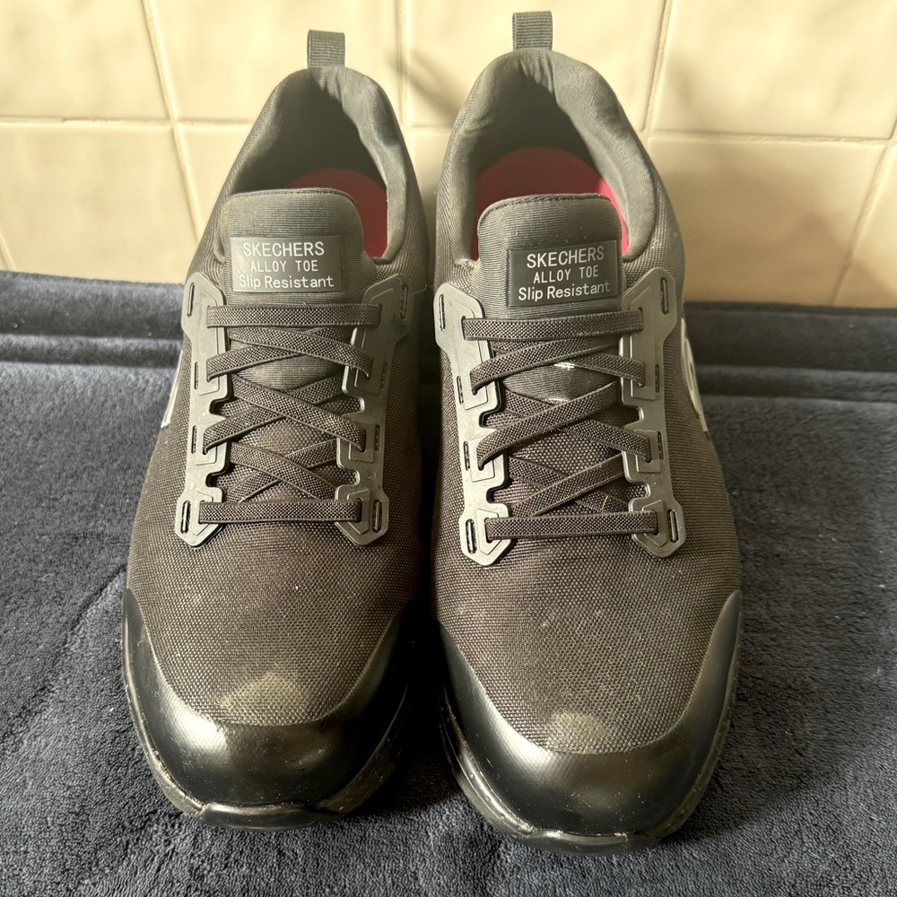Skechers Work Arch Fit Charles. Sz 11